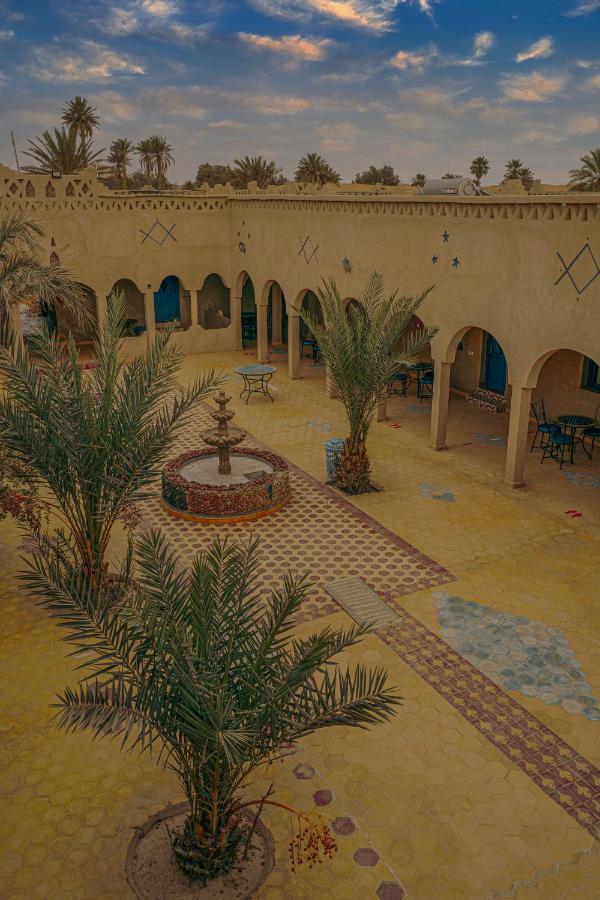 Auberge Les Roches Merzouga Eksteriør billede