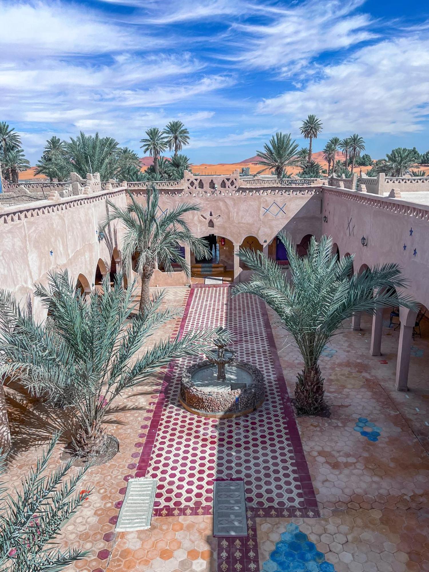 Auberge Les Roches Merzouga Eksteriør billede